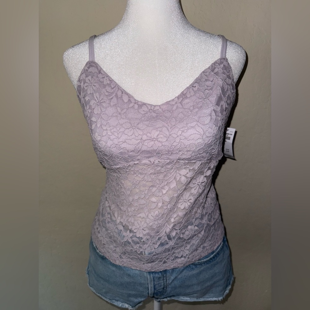 Sheer lace purple cami - Picture 5 of 6